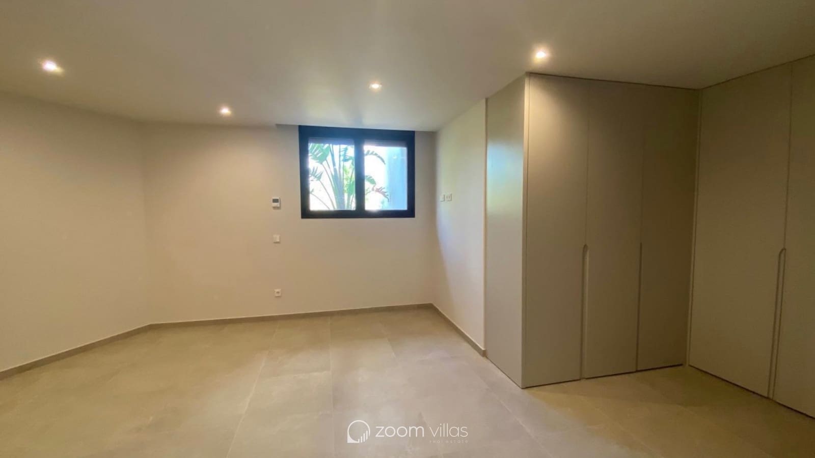 4 Zimmer Villa zu verkaufen in Calpe / Calp mit Pool Garage - 1.625.000 € (Ref: 10029705)