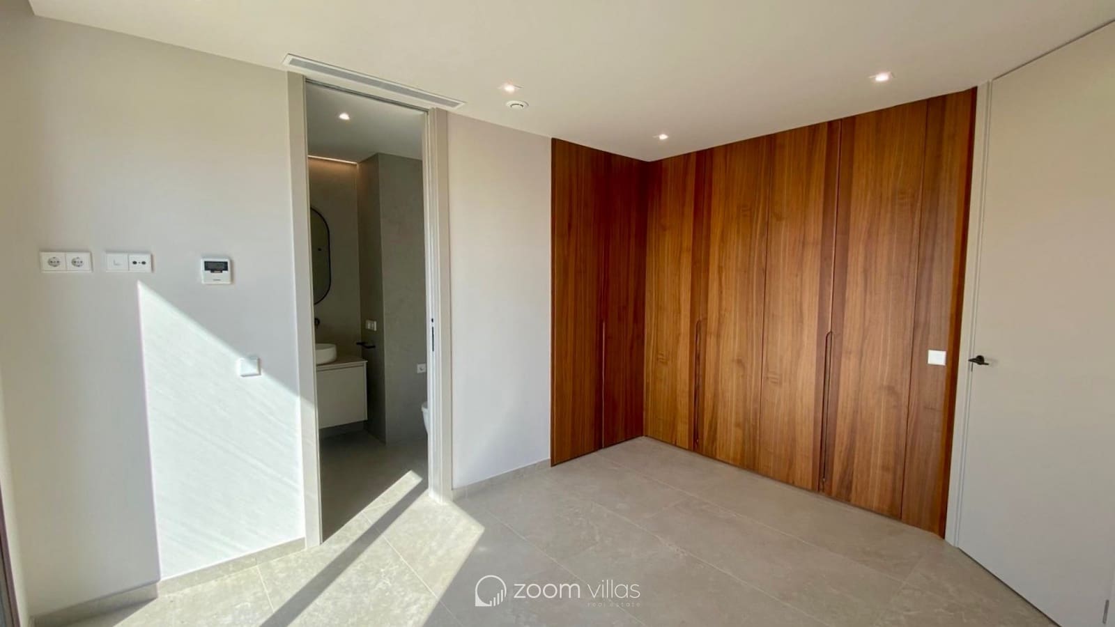 4 Zimmer Villa zu verkaufen in Calpe / Calp mit Pool Garage - 1.625.000 € (Ref: 10029705)