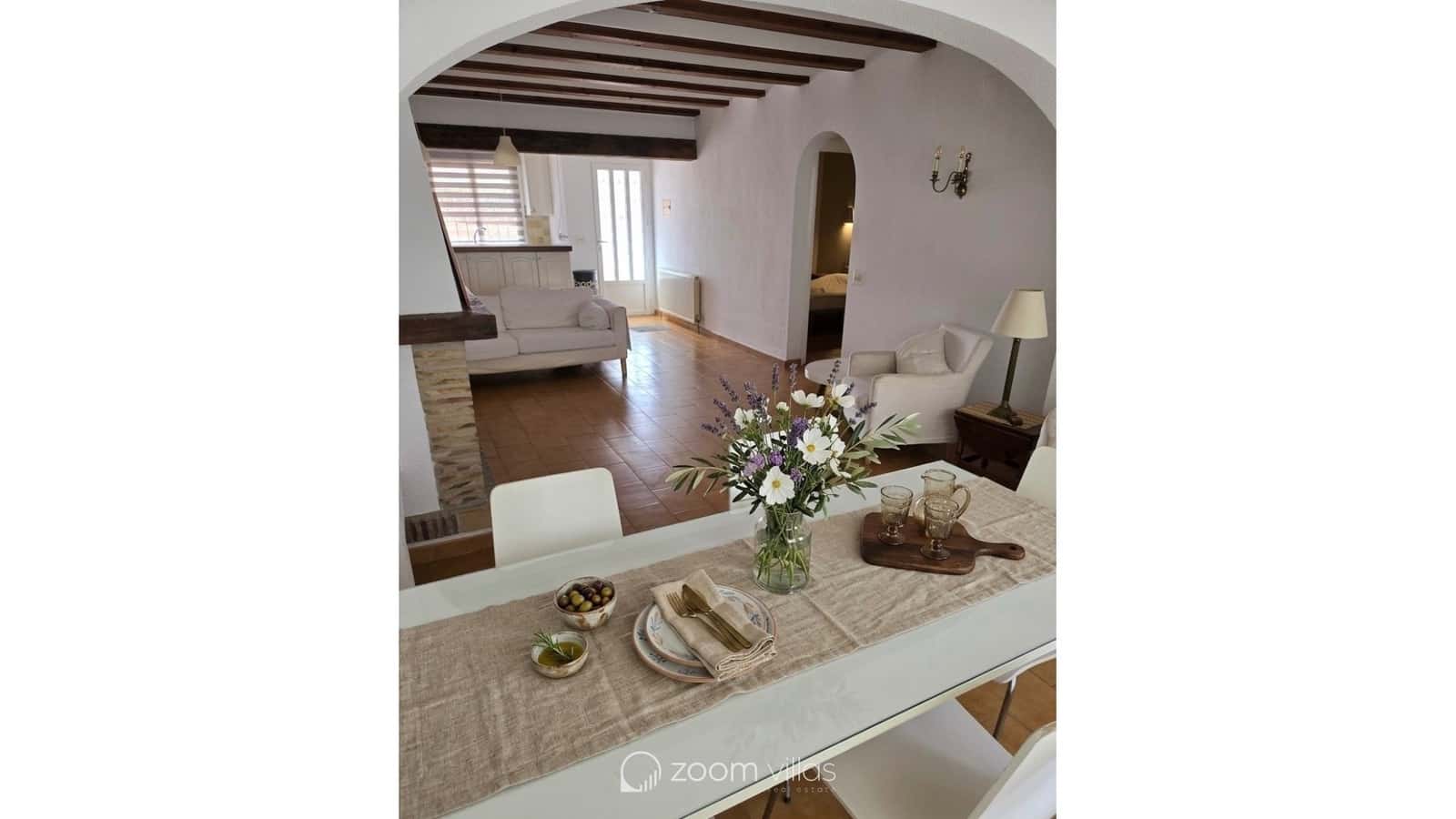 2 soverom Villa til salgs i Moraira med svømmebasseng garasje - € 329 000 (Ref: 10029706)