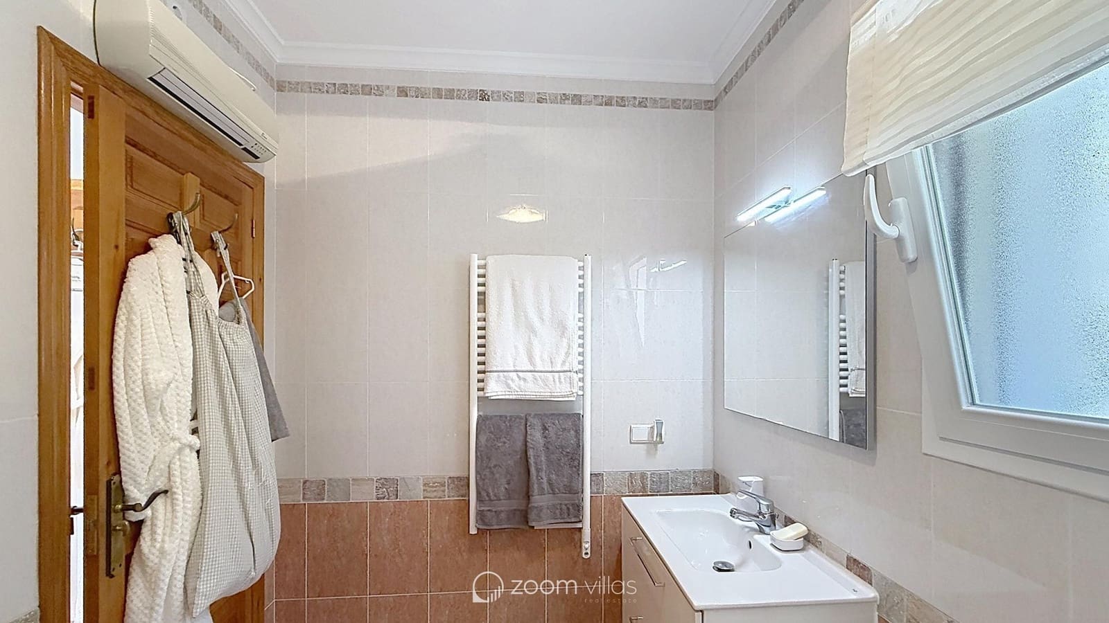 4 camera da letto Villa in vendita in Cumbre del Sol con piscina garage - 785.000 € (Rif: 10035611)