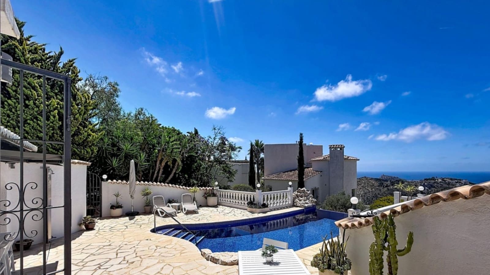 4 camera da letto Villa in vendita in Cumbre del Sol con piscina garage - 785.000 € (Rif: 10035611)