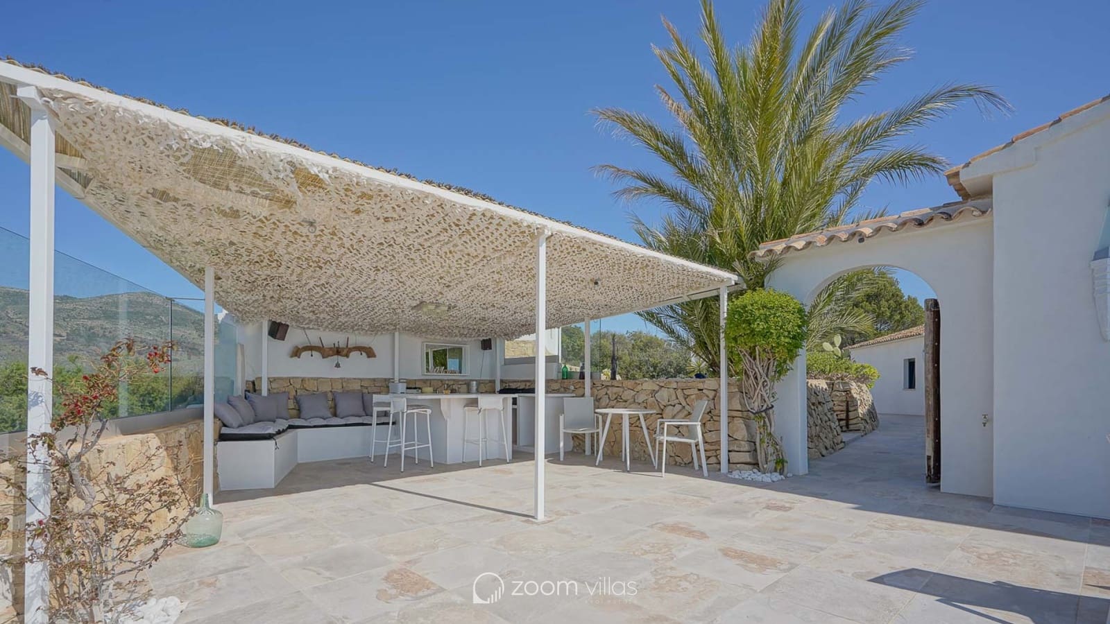5 slaapkamer Villa te koop in Benissa met zwembad garage - € 2.480.000 (Ref: 10035658)