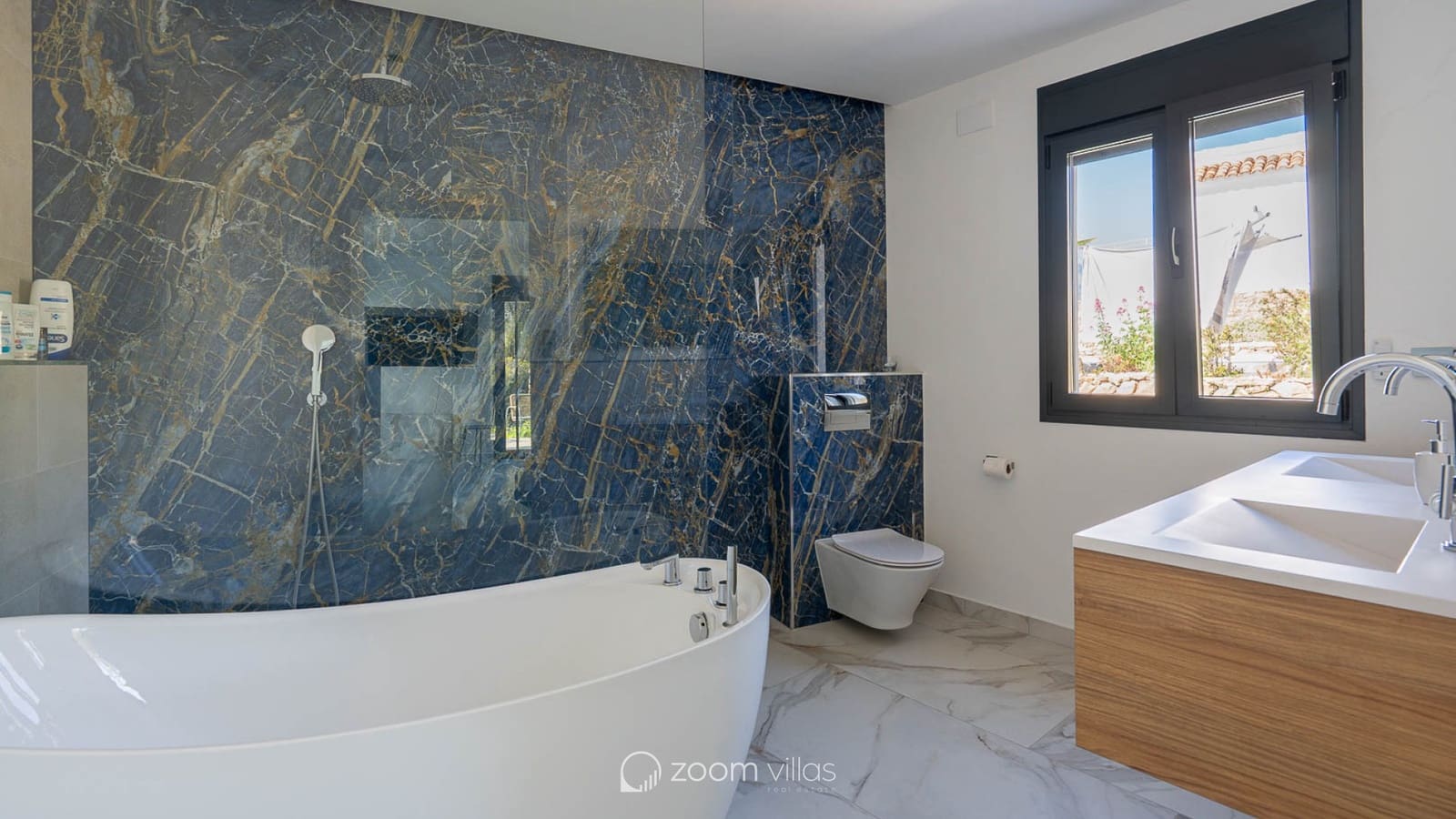 5 slaapkamer Villa te koop in Benissa met zwembad garage - € 2.480.000 (Ref: 10035658)