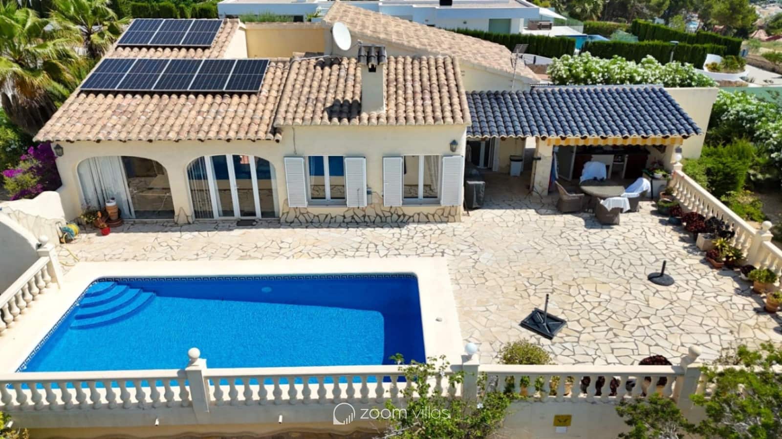 3 sovrum Villa till salu i Cumbre del Sol med pool garage - 750 000 € (Ref: 10035659)