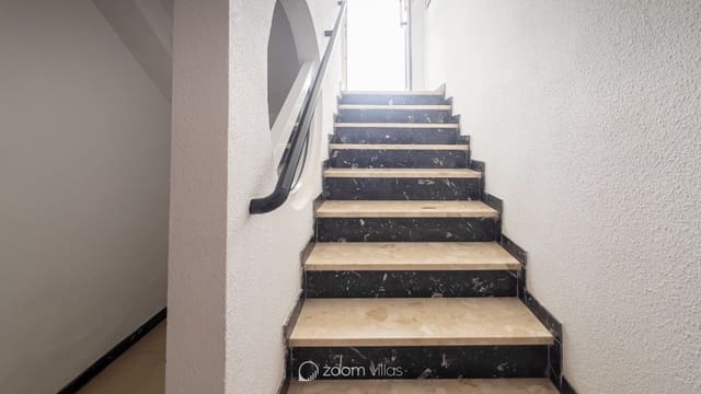 Kommersiell till salu i Casco Urbano, Teulada-Moraira med garage - 220 000 € (Ref: 10043424)