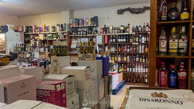 Kommersiell till salu i Casco Urbano, Teulada-Moraira med garage - 220 000 € (Ref: 10043424)