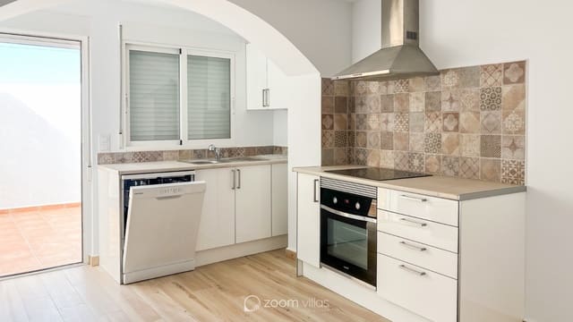 3 soverom Hus til salgs i Benitachell / Benitatxell - € 365 000 (Ref: 10085080)