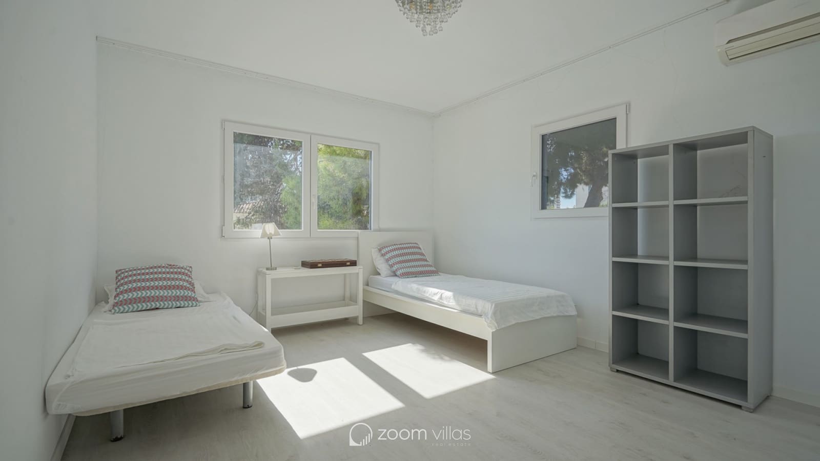 5 soveværelse Villa til salg i Calpe / Calp med swimmingpool garage - € 729.000 (Ref: 10111125)