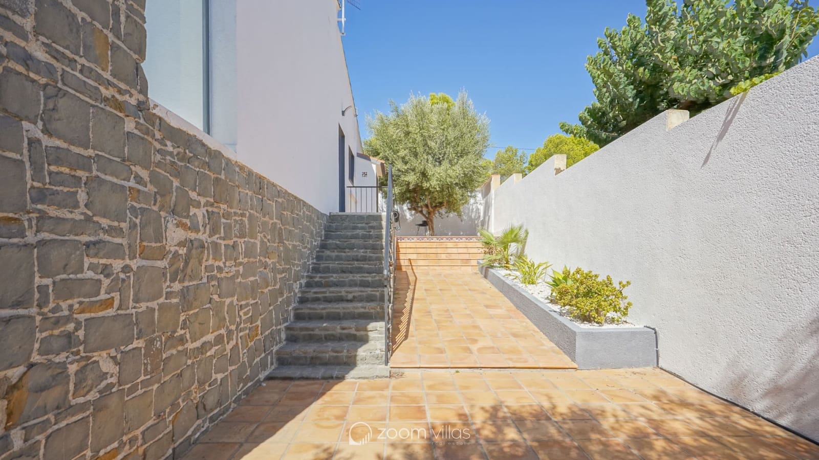 5 soveværelse Villa til salg i Calpe / Calp med swimmingpool garage - € 729.000 (Ref: 10111125)