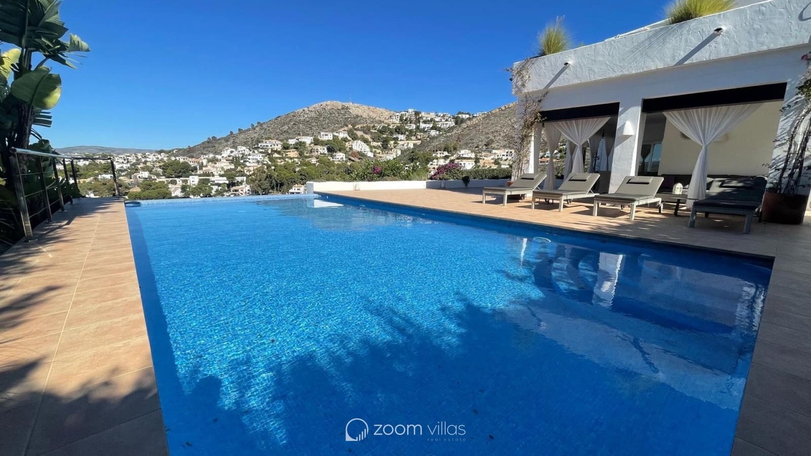 3 camera da letto Villa in vendita in Moraira con piscina garage - 1.899.000 € (Rif: 10111137)
