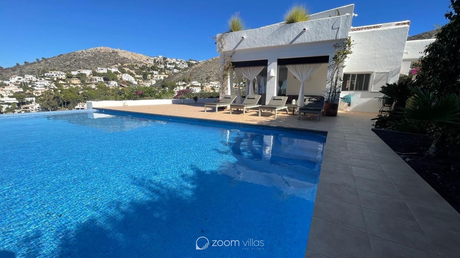3 camera da letto Villa in vendita in Moraira con piscina garage - 1.899.000 € (Rif: 10111137)