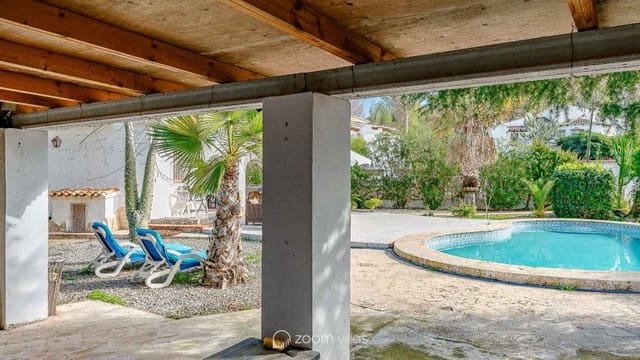 2 chambre Villa/Maison à vendre à Paichi, Teulada-Moraira avec piscine garage - 550 000 € (Ref: 10111177)