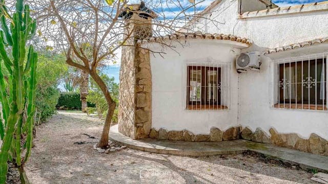 2 chambre Villa/Maison à vendre à Paichi, Teulada-Moraira avec piscine garage - 550 000 € (Ref: 10111177)