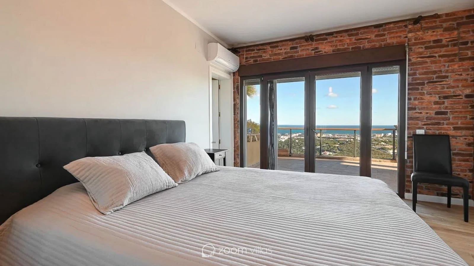 4 sypialnia Willa na sprzedaż w Javea / Xabia z basenem garażem - 1 685 000 € (Ref: 10130512)