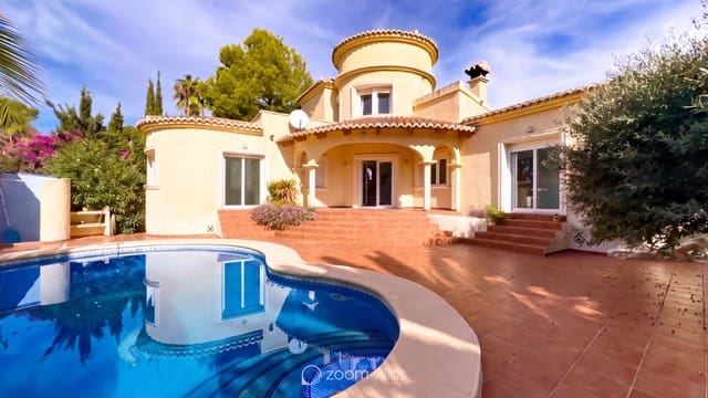 3 makuuhuone Huvila myytävänä paikassa Moravit - Cap Blanc, Teulada-Moraira mukana uima-altaan 
autotalli - 670 000 € (Ref: 10153163)