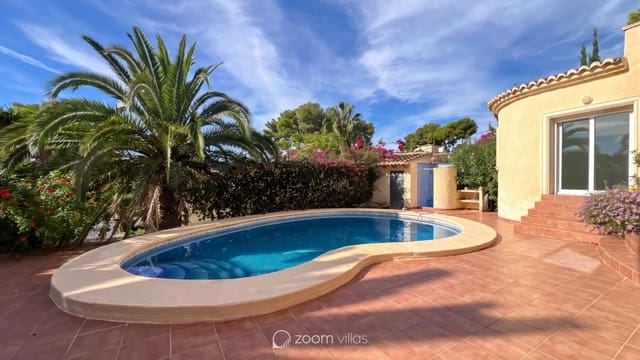 3 makuuhuone Huvila myytävänä paikassa Moravit - Cap Blanc, Teulada-Moraira mukana uima-altaan 
autotalli - 670 000 € (Ref: 10153163)
