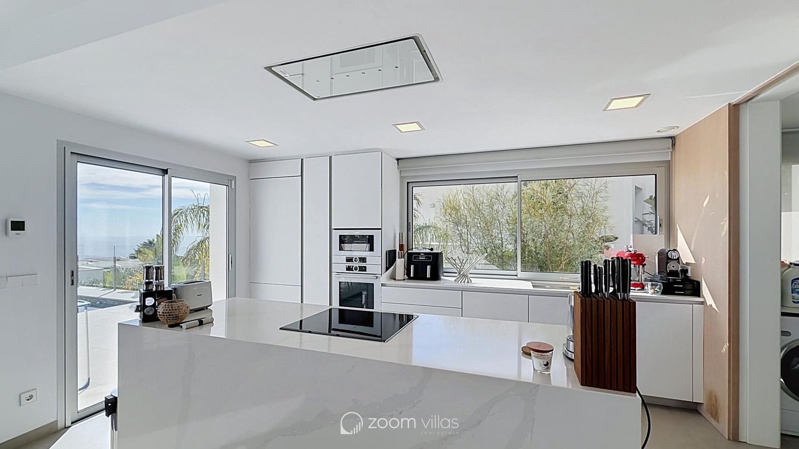4 soverom Villa til salgs i Benitachell / Benitatxell med svømmebasseng garasje - € 1 695 000 (Ref: 10160184)