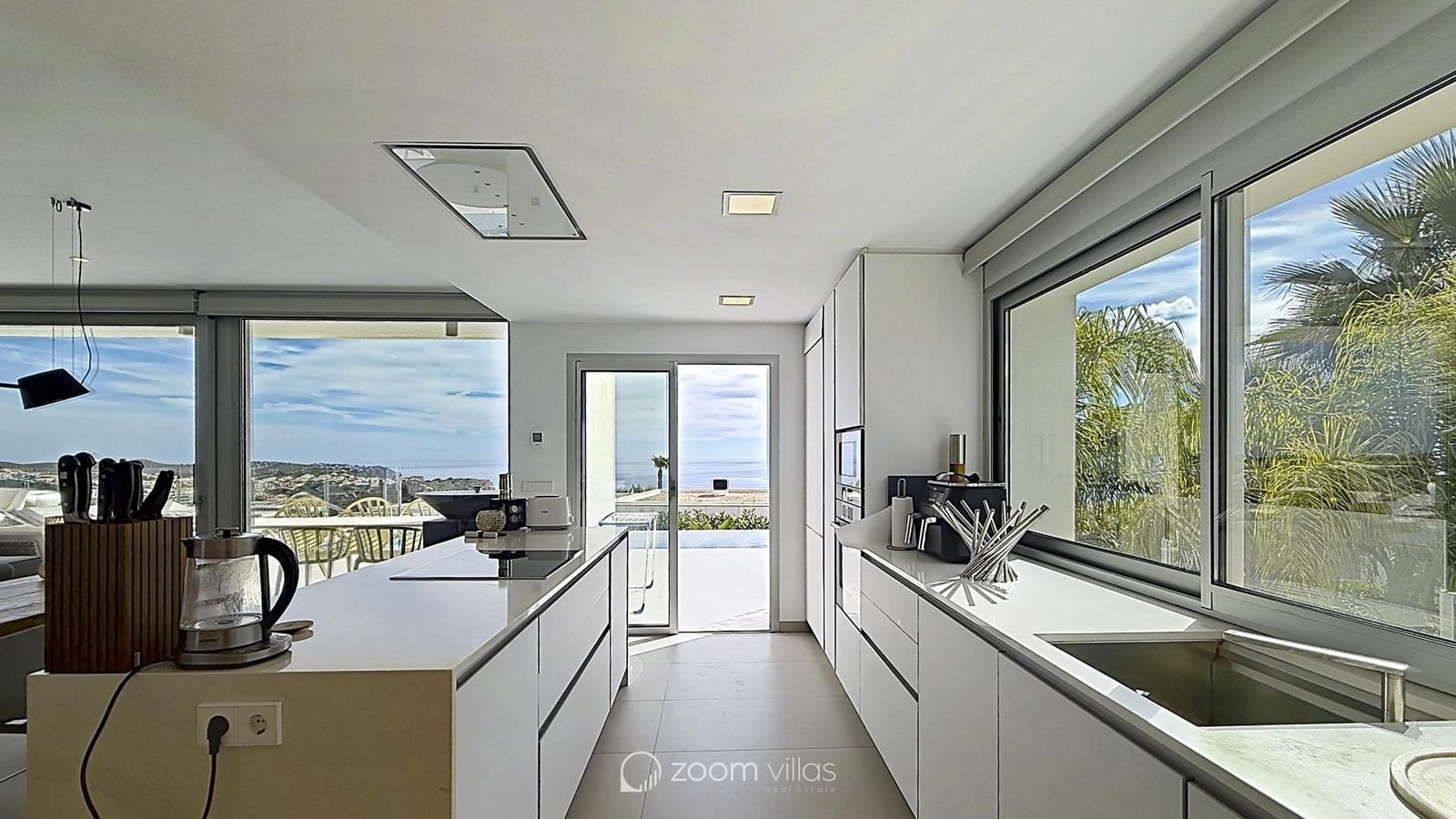 4 soverom Villa til salgs i Benitachell / Benitatxell med svømmebasseng garasje - € 1 695 000 (Ref: 10160184)