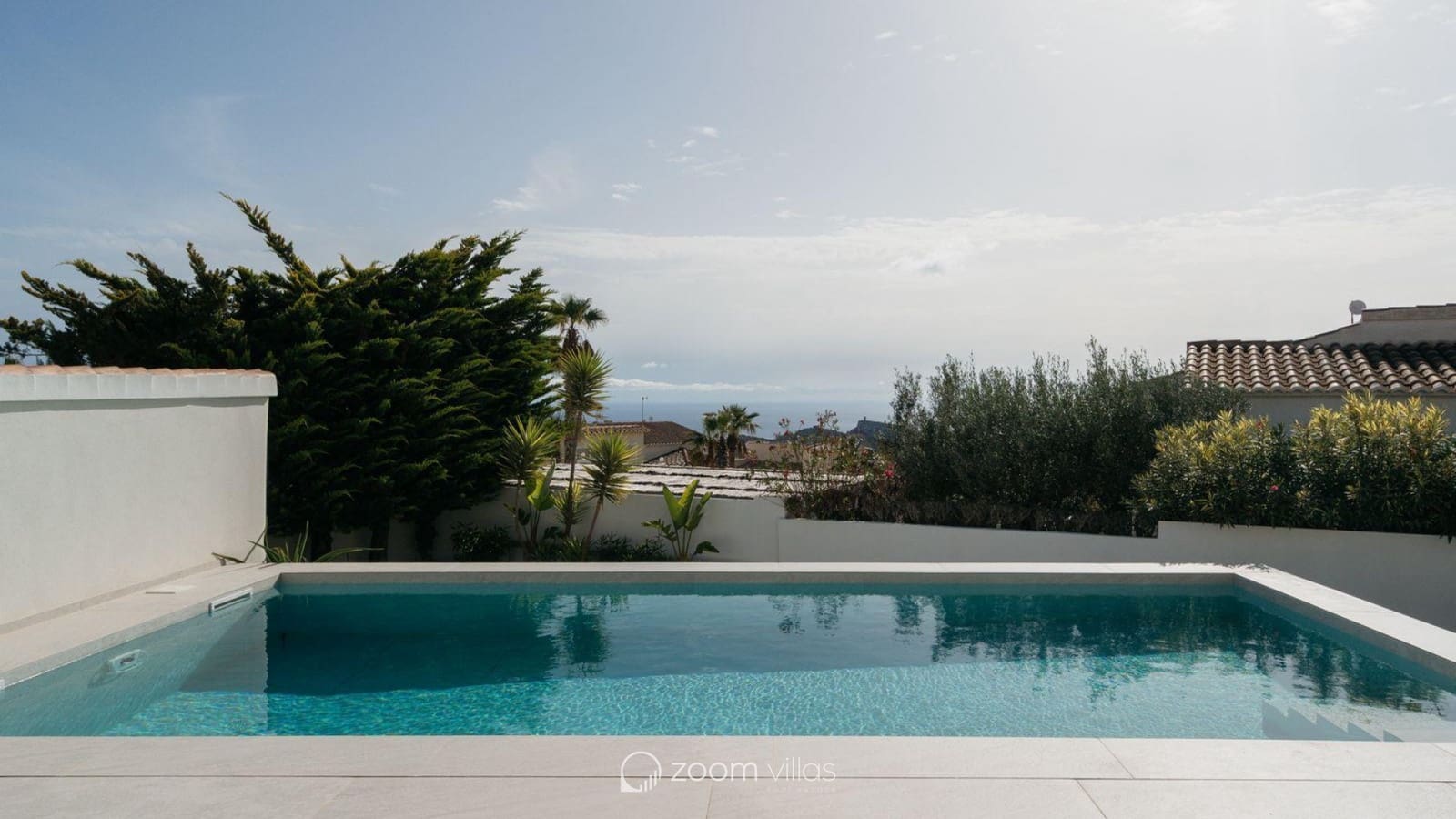 5 soveværelse Villa til salg i Cumbre del Sol med swimmingpool garage - € 1.680.000 (Ref: 10160185)