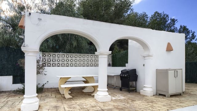 5 slaapkamer Villa te koop in Partides comunes - Adsubia, Javea / Xàbia met zwembad - € 749.000 (Ref: 10165384)