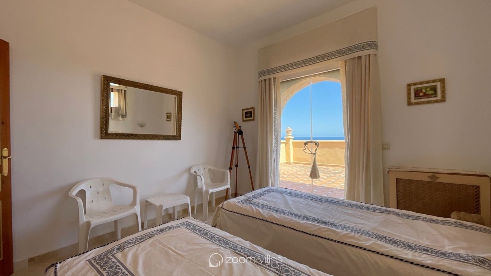 4 bedroom Villa for sale in Moraira with pool garage - € 899,000 (Ref: 10165856)