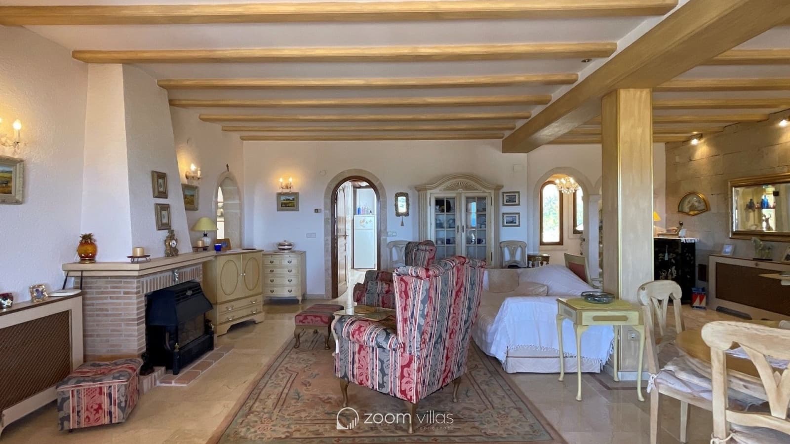 4 bedroom Villa for sale in Moraira with pool garage - € 899,000 (Ref: 10165856)