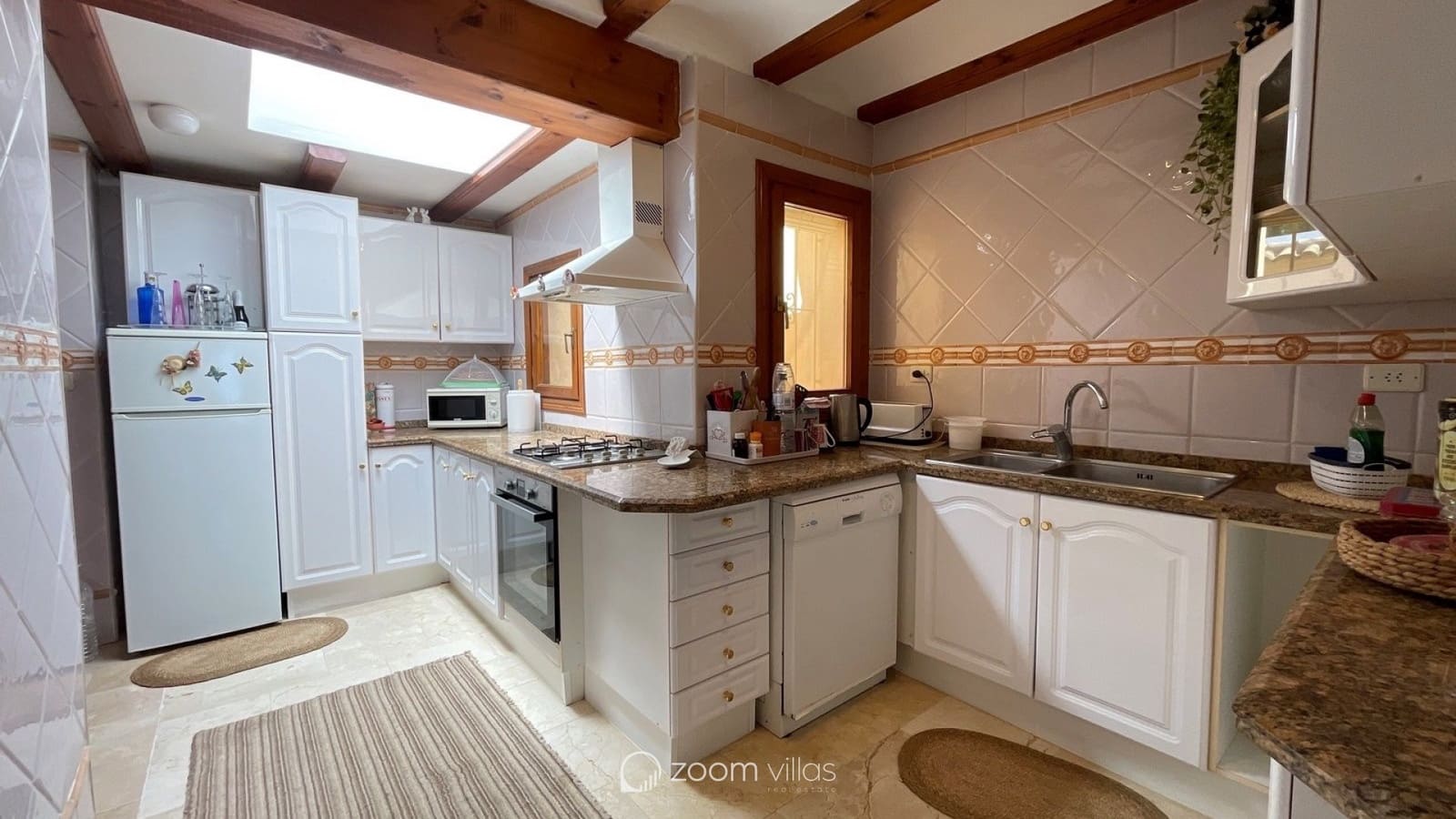 4 bedroom Villa for sale in Moraira with pool garage - € 899,000 (Ref: 10165856)