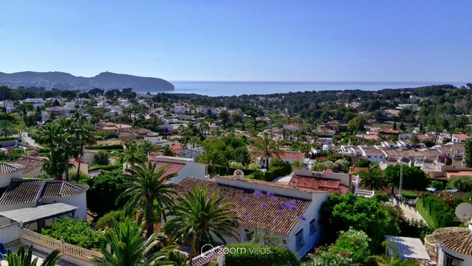 4 bedroom Villa for sale in Moraira with pool garage - € 899,000 (Ref: 10165856)