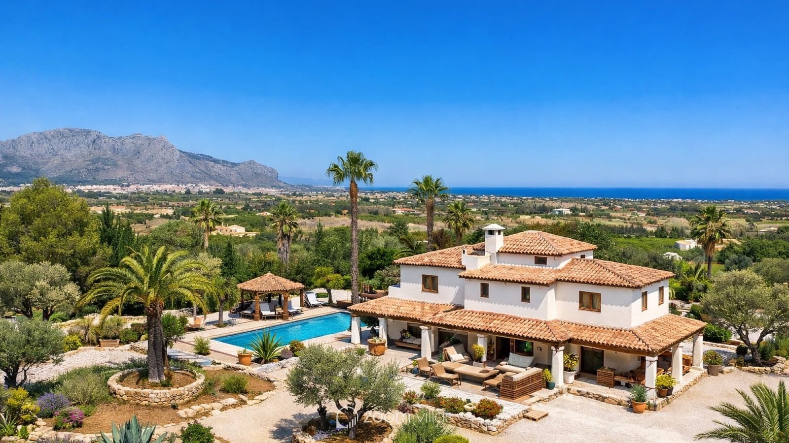 Chalet de 5 habitaciones en Pedreguer en venta con piscina garaje - 2.495.000 € (Ref: 10167472)