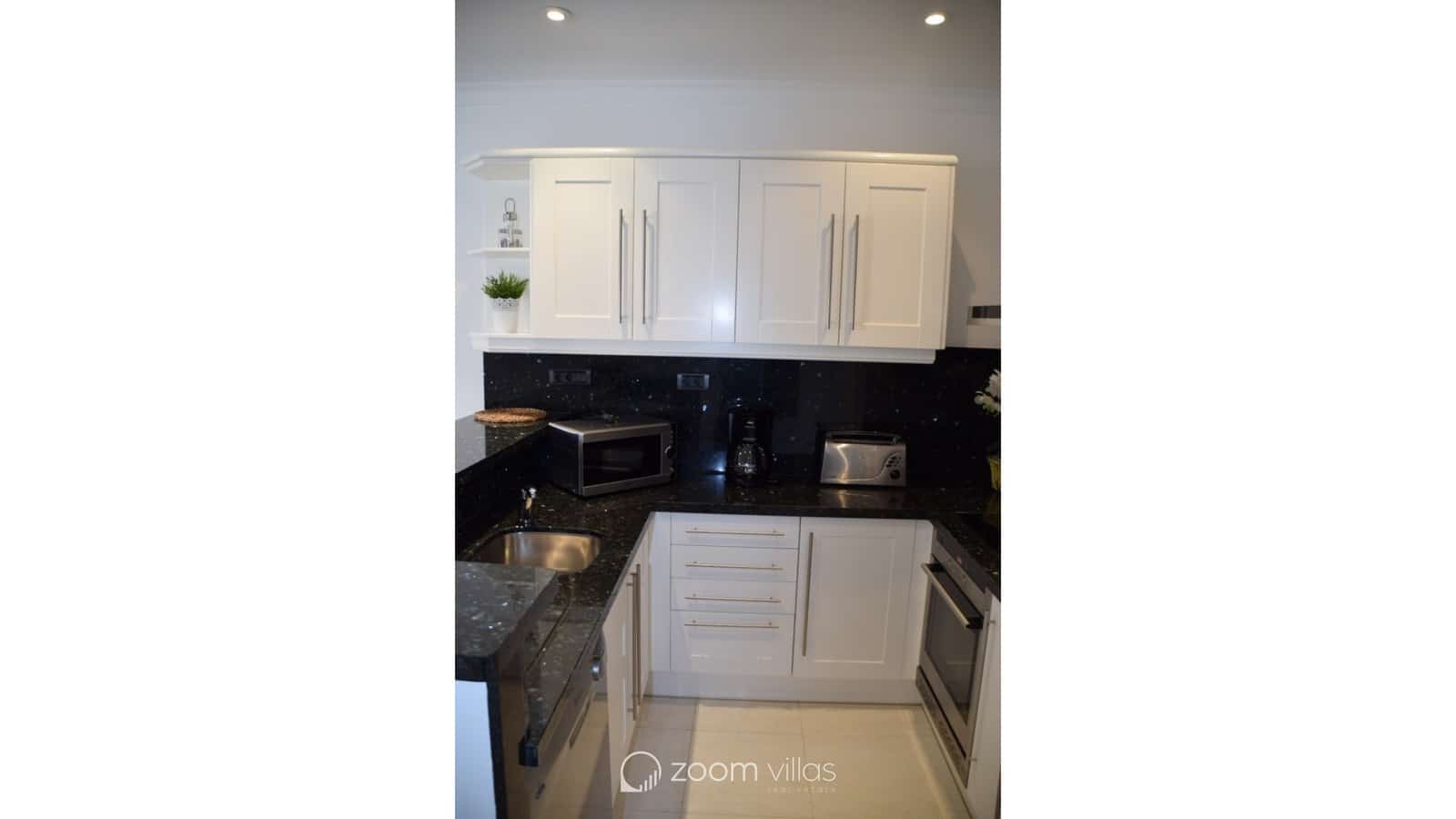 2 bedroom Apartment for sale in Benissa with pool garage - € 335,000 (Ref: 10174245)