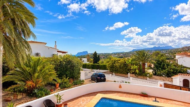 4 soverom Villa til salgs i El Portet - Pla de Mar, Teulada-Moraira med svømmebasseng garasje - € 1 100 000 (Ref: 10183725)