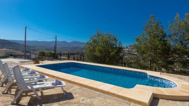 3 bedroom Villa for sale in Cometa - Carrió, Calpe / Calp with pool - € 435,000 (Ref: 10187549)