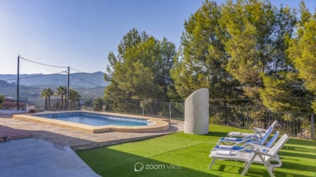 3 bedroom Villa for sale in Cometa - Carrió, Calpe / Calp with pool - € 435,000 (Ref: 10187549)