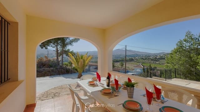3 bedroom Villa for sale in Cometa - Carrió, Calpe / Calp with pool - € 435,000 (Ref: 10187549)