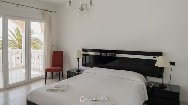 1 soverom Leilighet til salgs i Benissa med svømmebasseng garasje - € 330 000 (Ref: 10187602)