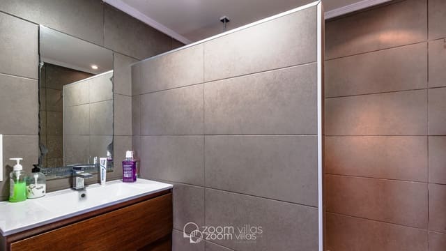 3 soverom Leilighet til salgs i El Portet - Pla de Mar, Teulada-Moraira med garasje - € 895 000 (Ref: 7912378)