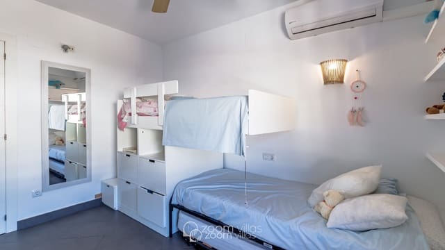 3 soverom Leilighet til salgs i El Portet - Pla de Mar, Teulada-Moraira med garasje - € 895 000 (Ref: 7912378)