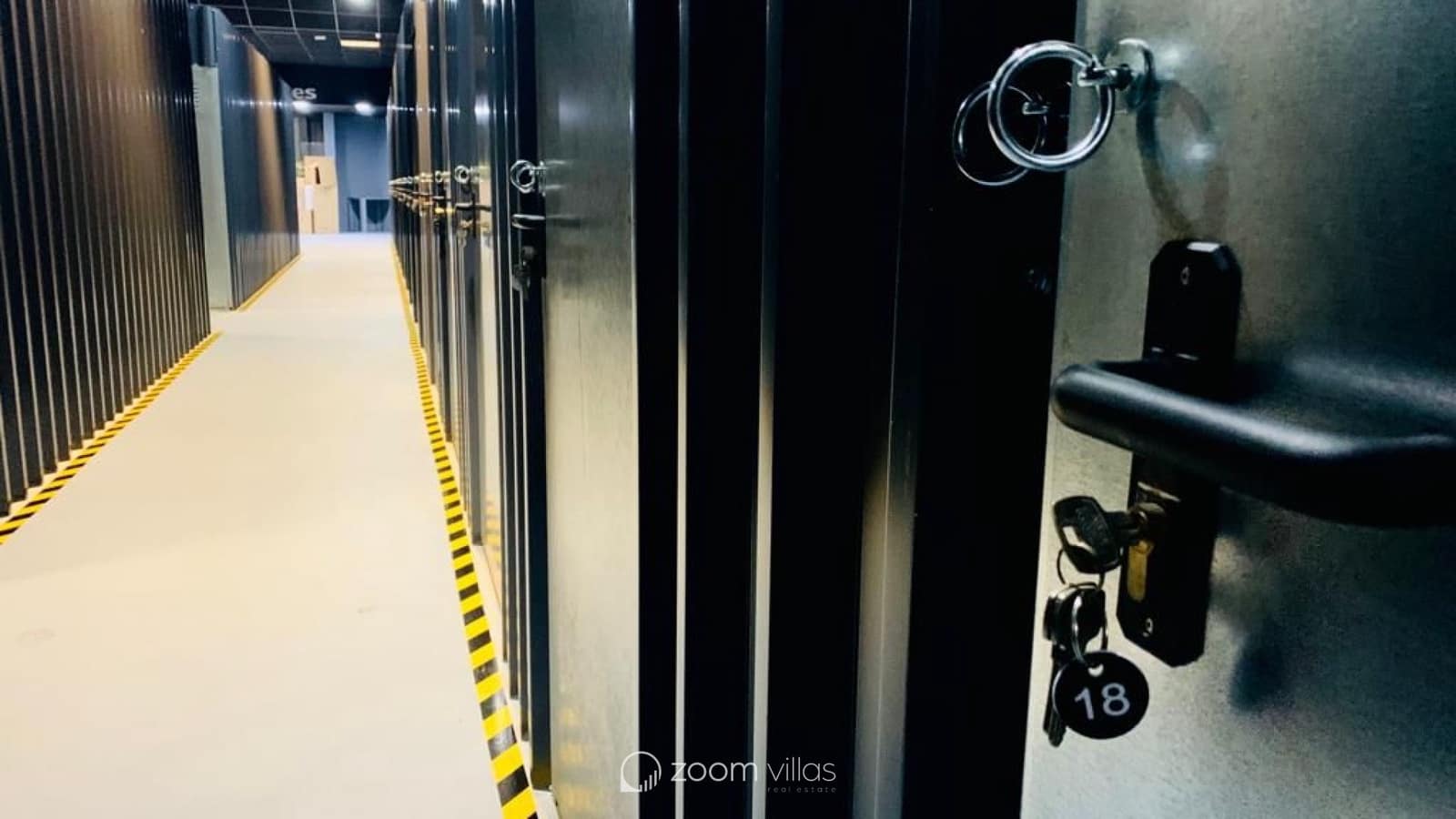 Commercial for sale in Moraira with garage - € 1,000,000 (Ref: 7942310)