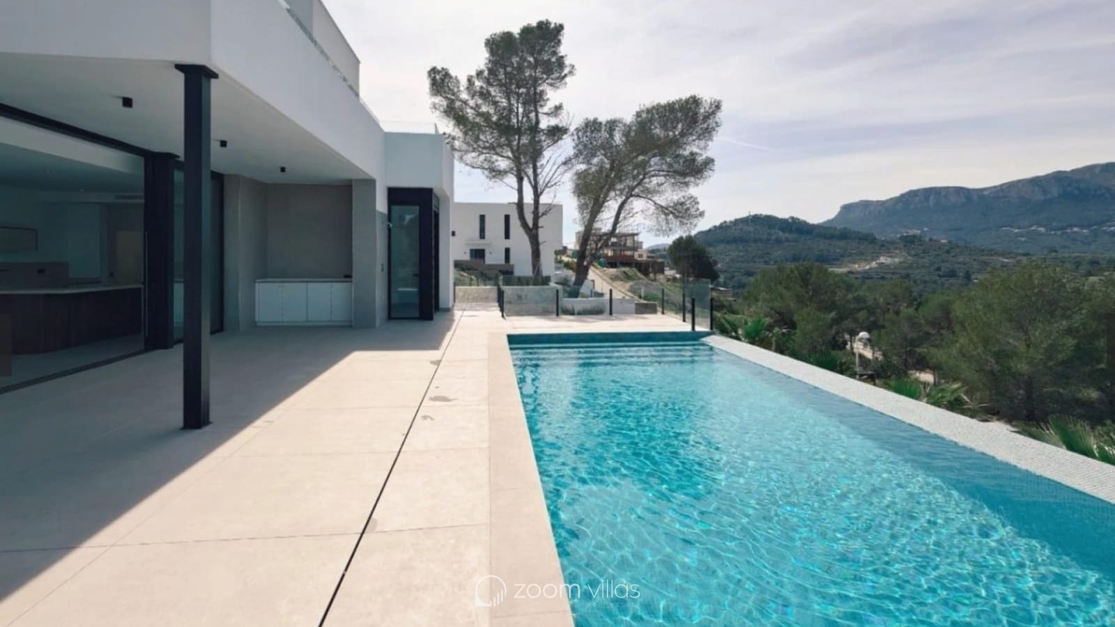 3 chambre Villa/Maison à vendre à Calpe / Calp avec piscine garage - 1 135 000 € (Ref: 8470180)