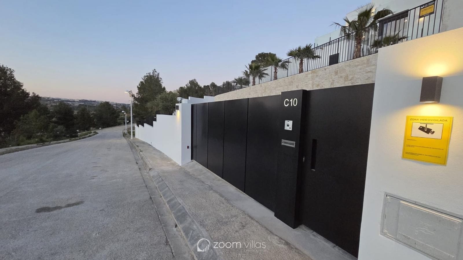 3 chambre Villa/Maison à vendre à Calpe / Calp avec piscine garage - 1 135 000 € (Ref: 8470180)