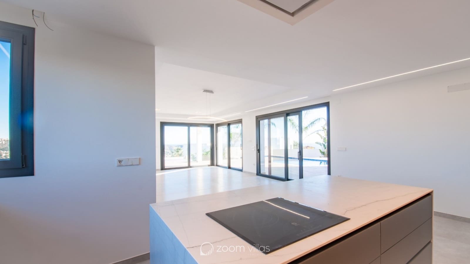 3 makuuhuone Huvila myytävänä paikassa Moraira mukana uima-altaan - 2 250 000 € (Ref: 8490301)