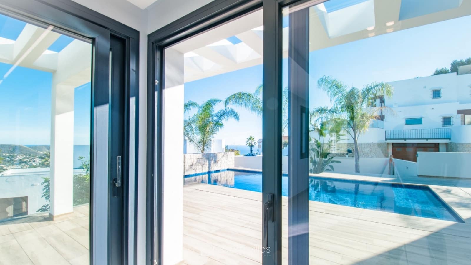 3 makuuhuone Huvila myytävänä paikassa Moraira mukana uima-altaan - 2 250 000 € (Ref: 8490301)