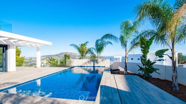 3 makuuhuone Huvila myytävänä paikassa Moraira, Teulada-Moraira mukana uima-altaan - 2 250 000 € (Ref: 8490301)