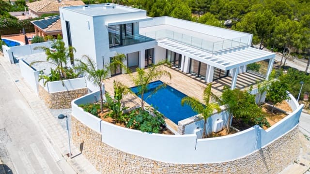 3 makuuhuone Huvila myytävänä paikassa Moraira, Teulada-Moraira mukana uima-altaan - 2 250 000 € (Ref: 8490301)