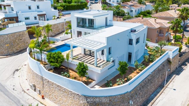 3 makuuhuone Huvila myytävänä paikassa Moraira, Teulada-Moraira mukana uima-altaan - 2 250 000 € (Ref: 8490301)
