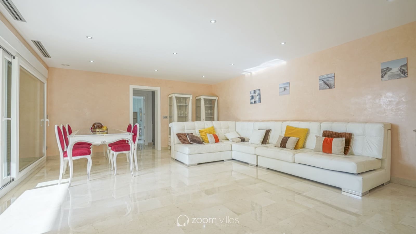 4 makuuhuone Huvila myytävänä paikassa Benissa mukana uima-altaan 
autotalli - 1 350 000 € (Ref: 8499039)