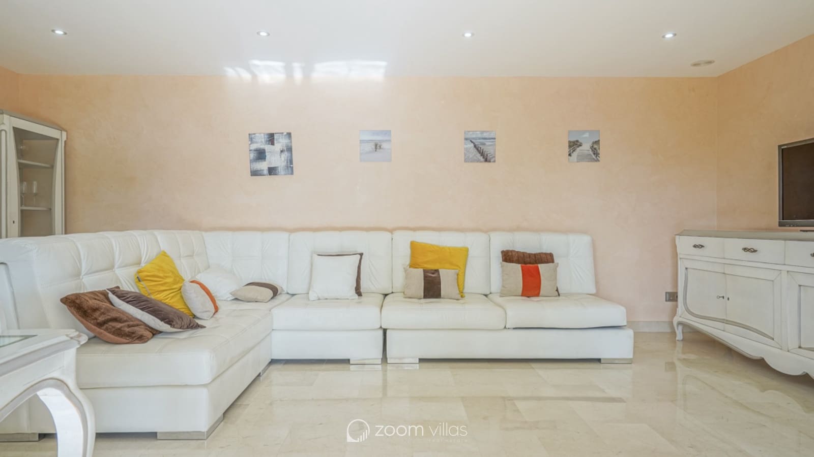 4 makuuhuone Huvila myytävänä paikassa Benissa mukana uima-altaan 
autotalli - 1 350 000 € (Ref: 8499039)