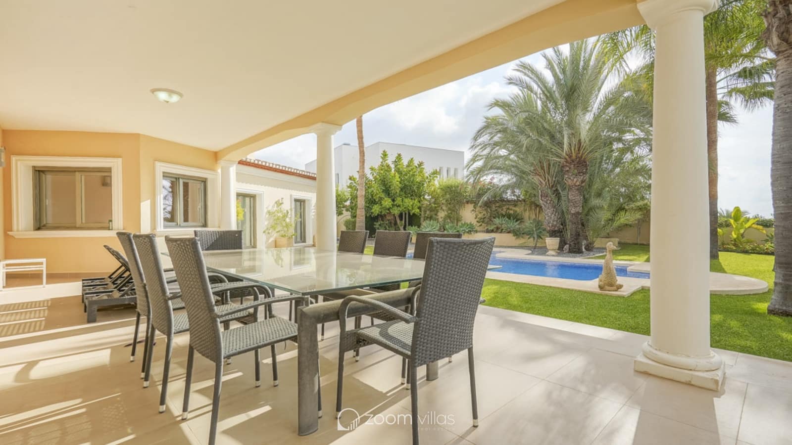 4 makuuhuone Huvila myytävänä paikassa Benissa mukana uima-altaan 
autotalli - 1 350 000 € (Ref: 8499039)