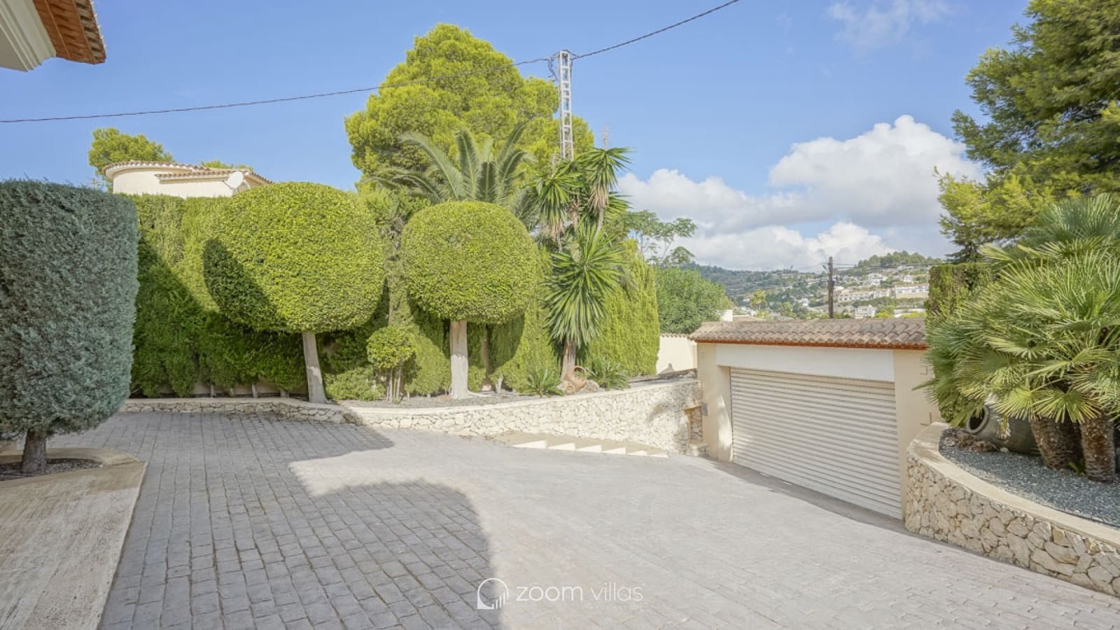 4 makuuhuone Huvila myytävänä paikassa Benissa mukana uima-altaan 
autotalli - 1 350 000 € (Ref: 8499039)