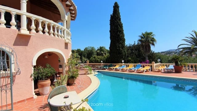 8 slaapkamer Villa te koop in Benissa met zwembad - € 949.000 (Ref: 8499040)